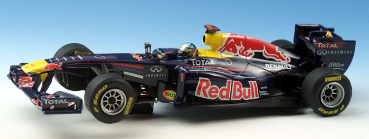 CARRERA Evolution Evolution Red Bull F1 RB 7 # 1